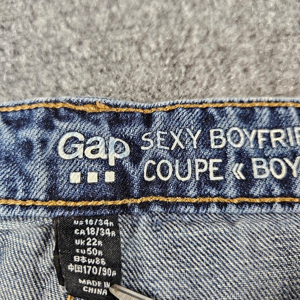 Gap Sexy Boyfriend Fit Embroidered Distressed Jeans Light Wash Womens 16/34R - Picture 8 of 9